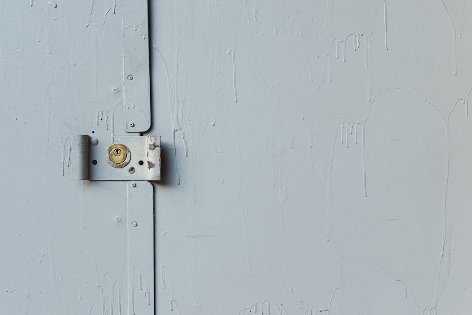 Choosing the Right Locksmith for Your Needs